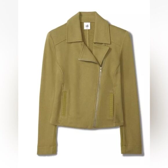 Cabi Women road trip jacket cropped coat sweatshirt warm cute stylish medium EUC